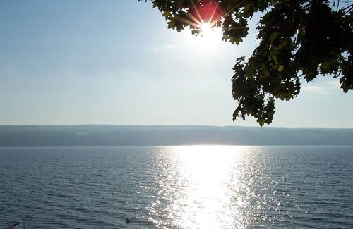 Valois Apartamento | Deluxe Apartment with Breathtaking View of Seneca Lake