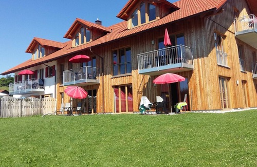 Dietringen Apartamento | Deluxe Appartement mit Seeblick - Seehotel & Appartements Schnöller