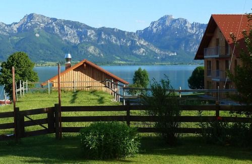 Dietringen Apartamento | Deluxe Appartement mit Seeblick - Seehotel & Appartements Schnöller