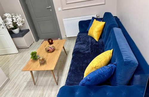 Iasi Apartamento | Deluxe Azure Apartment near Palas Mall