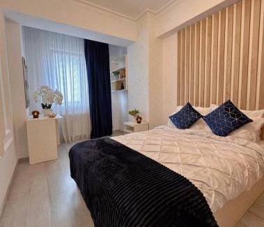 Iasi Apartamento | Deluxe Azure Apartment near Palas Mall