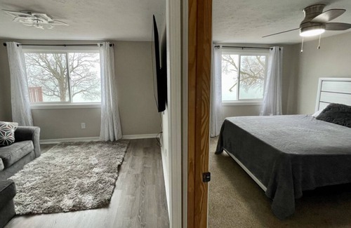 Sheffield Lake Apartamento | Deluxe Best Lake view and Pool