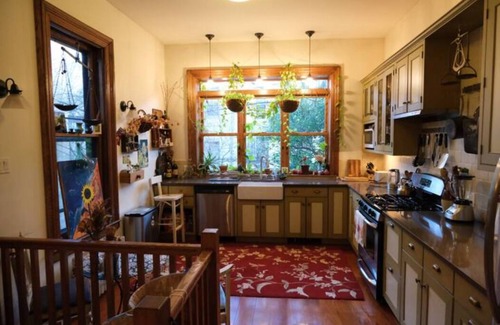 Park Slope Casa | Deluxe Boho Brooklyn Brownstone w/ Private Garden!