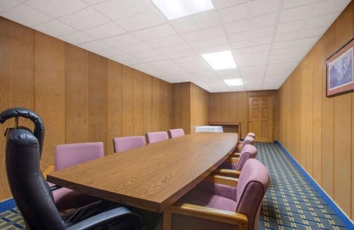 Hollins Apartamento | Deluxe Double Room with Two Double Beds - Non-Smoking