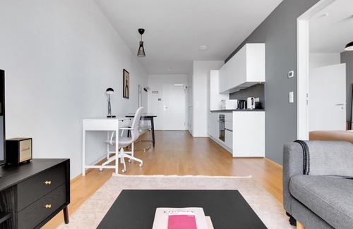 Favoriten Apartamento | Deluxe Favoriten 1BR w/ Gym & Elevator, steps to Metro, by Blueground