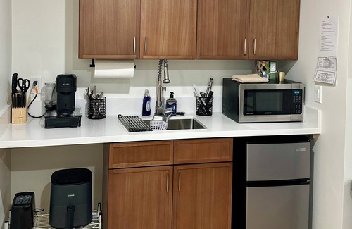 University City Apartamento | Deluxe Guest Suite with Private Entrance, Near San Diego Beaches, Sleeps 4