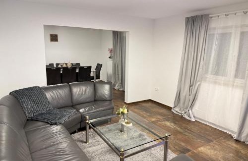 Forstfeld Apartamento | Deluxe Haus
