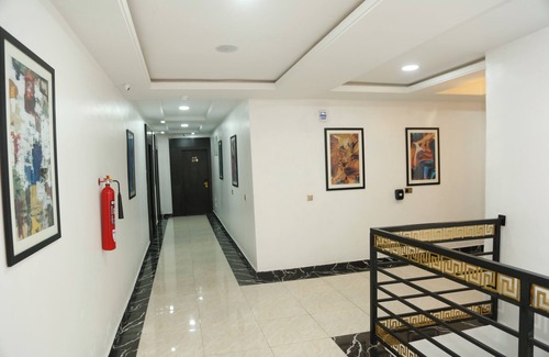 Ofin Casa | Deluxe Luxurious Room - Pool - Spa - Gym - Parking