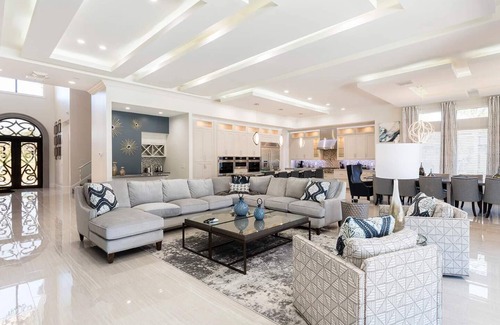 Reunion Casa | Deluxe Mansion with Swim up Bar and Pool Slide at Reunion