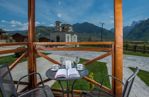 Konitsa Casa | Deluxe Mountain Bungalow C, Konitsa