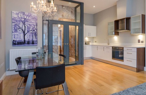Cathedral Quarter Apartamento | De Lujo-One Bedroom-Apartamento-Baño Privado