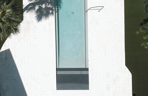 Bal Harbour Apartamento | Deluxe One Bedroom apartment with two full baths*, open kitchen, living room, terrace and beach service at Bal Harbour