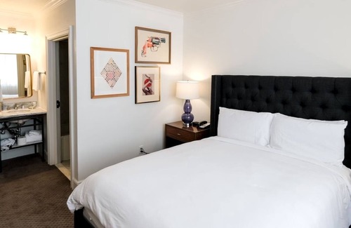 West Campus Hotel | Deluxe Queen, Hotel Ella, Terrace Lounging, Garden Views, Near UT Austin