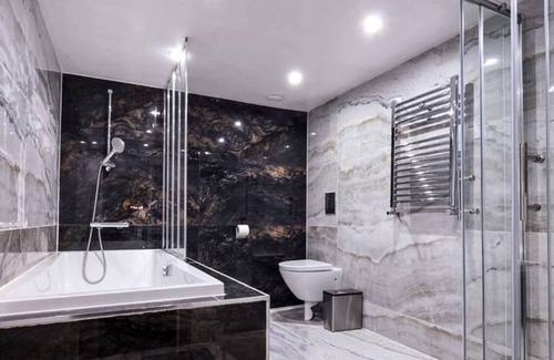 Stotfold Cama Y Desayuno | Deluxe room at Courtyard Lodge 7