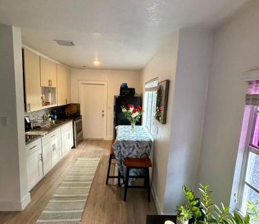 Midtown Casa | Deluxe Room in best location Miami in a 2 Bedrooms Unit - Parking, Laundry and Luggage Storage