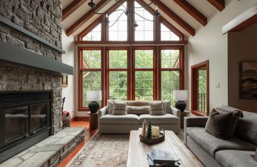 Mont-Tremblant Chalet De Esquí | Deluxe Ski in-out - HotTub - Fire - PingPong - View