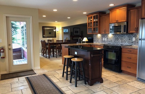 Silver Star Mountain Apartamento | Deluxe de 2 dormitorios / condominio de un baño con bañera de hidromasaje privada!