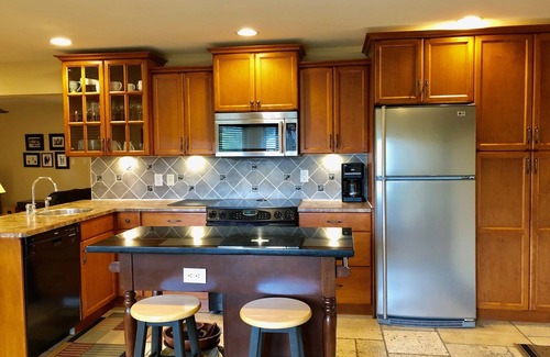 Silver Star Mountain Apartamento | Deluxe de 2 dormitorios / condominio de un baño con bañera de hidromasaje privada!