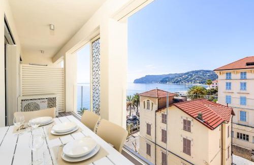 Spotorno Apartamento | -DeLuxe Vision- Fronte Mare, Spiaggia e Parcheggio