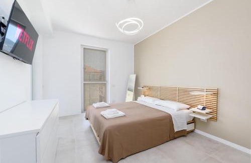 Spotorno Apartamento | -DeLuxe Vision- Fronte Mare, Spiaggia e Parcheggio