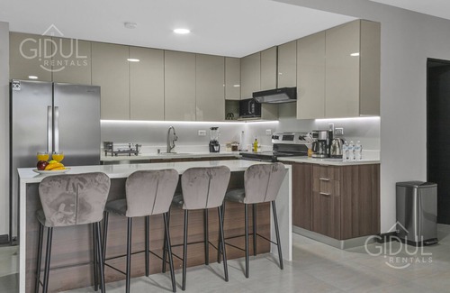 Santa Tecla Apartamento | Deluxe volcano views APT next to Las Ramblas