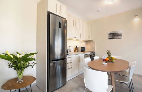 Alonia Casa | Demargia Villa B - Apartamento Planta Baja adecuado para 2
