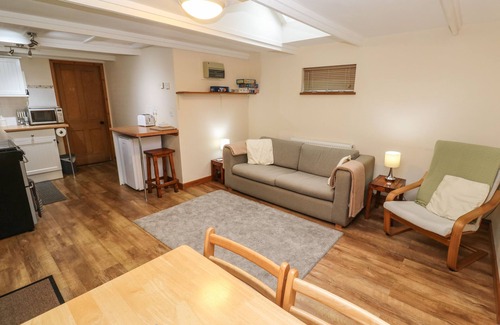 Truro Cabaña | DEMELZA, romantic, country holiday cottage in Chancewater
