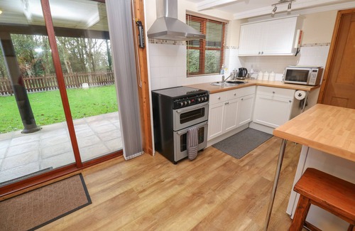 Truro Cabaña | DEMELZA, romantic, country holiday cottage in Chancewater
