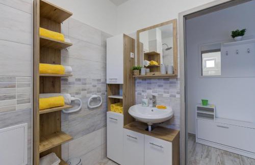 Senj Apartamento | DEMI