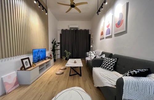 Pekan Melayu Casa | DeMUJI 4BR 10PAX 3Min to ECM KCM, PS4