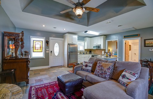 Cottonwood Falls Cabaña | Den Creek Ranch-Cottage