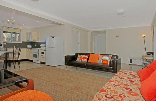 Denhams Beach Casa | Denham Avenue Whole House Beachside Escape