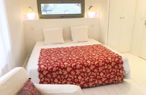Versailles Cama Y Desayuno | Denis & Virginie - château à pied - parking gratuit