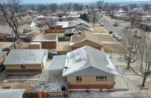 Twin Lakes Casa | Denver 2 King Beds, Remodeled & Stylish Upper Unit
