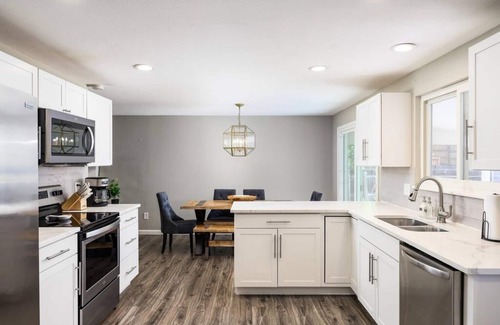 Arvada Casa | Denver Family Retreat 4BR 3 BA - Large Backyard