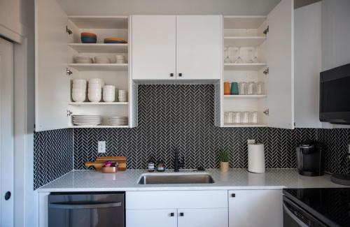 Lamar Heights Area Casa | Denver Getaway with Hot Tub, Grill, Firepit, Ping Pong, Cornhole & Foosball