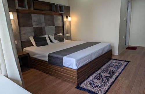 Shimla Casa | Deodar Hilltop Homestay