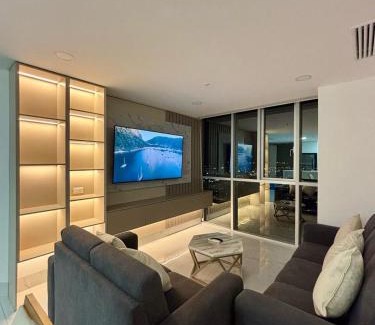 Pascuales Apartamento | Dep Titanium 3hab Squash Piscina Gym Cine Ofi-Room