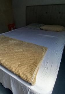 Luque Apartamento | Depa económico, con baño privado, Heladera, tv, AA, Wifi
