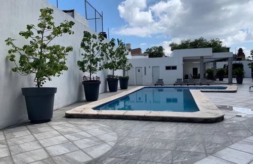 San Juan de Dios Apartamento | Depa nuevo en zona turística con alberca y gym