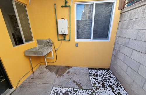 Querétaro Apartamento | Departamento la loma ubicado en zona muy comercial