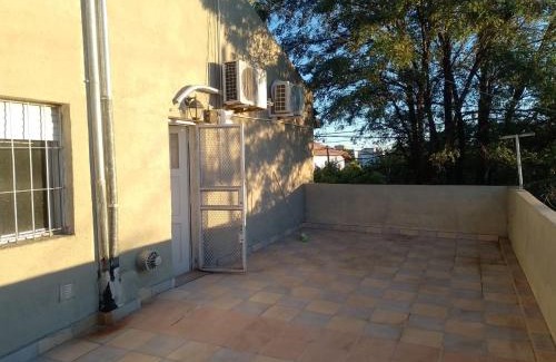 Neuquén Apartamento | "Departamento 3 Dormitorios con Garaje y Terraza con Parrilla -StayNeuquen- Hasta 6 huéspedes