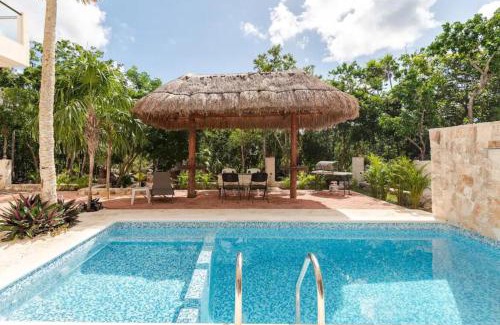 Akumal Apartamento | Departamento 6, Tulum Country Home, con Muelle de Pesca, Club de Playa, Alberca, Cenote y Campo de Golf, Contrata Day Pass Bahia Principe