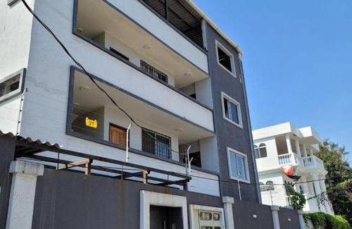 Simón Bolívar Apartamento | Departamento amoblado frente al aeropuerto
