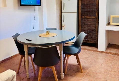 Villa Mercedes Apartamento | Departamento Cómodo con Cochera