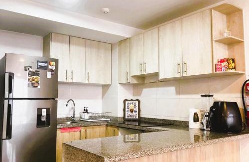 Quito Apartamento | Departamento cerca Solca, Embajada Americana y Estadio Atahualpa con vista al COTOPAXI y la CIUDAD