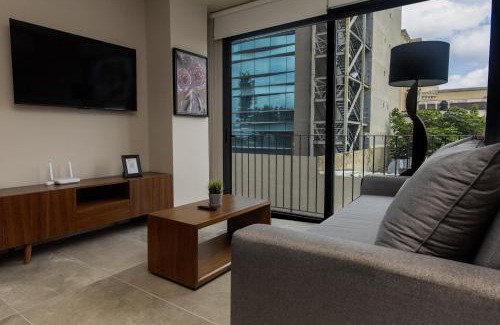 Zona Minerva Apartamento | Departamento con cama queen, alberca, gimnasio y coworking, a minutos de Expo Guadalajara
