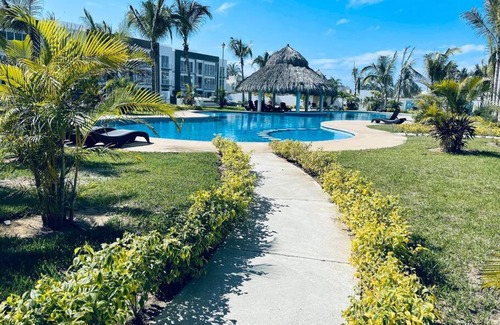 Área del bulevar Barra Vieja Apartamento | Departamento con club de Playa en Acapulco