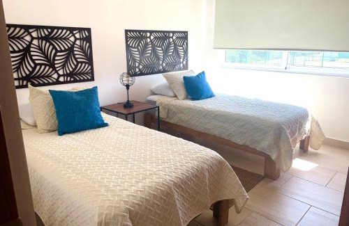 Puente del Mar Apartamento | Departamento de Lujo & Club de Playa