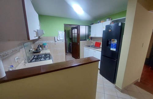 Pueblo Libre Apartamento | Departamento en primer piso frente a parque, 2 cuartos, 2 baños, mascotas sí :)